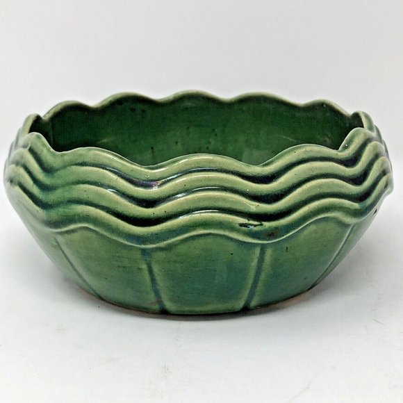 McCoy Pottery Other - VTG McCoy Pottery Planter Stacked Scalloped Edge Chrome Green Glaze USA 6" Diam.